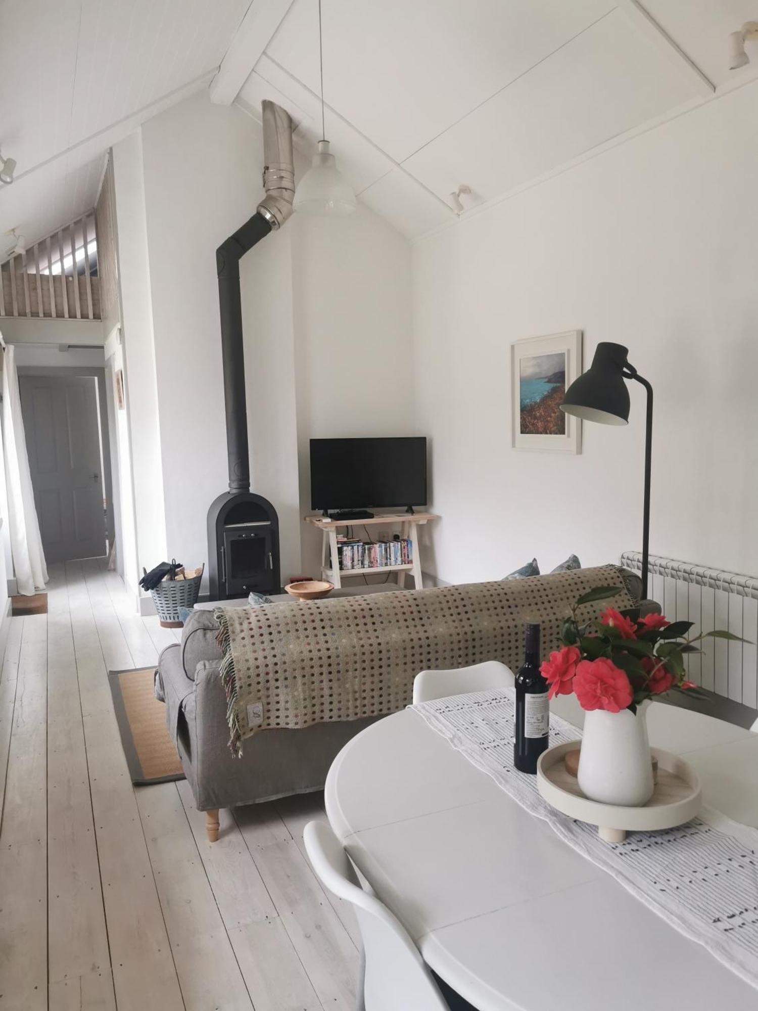 The Flower House Villa Madron
